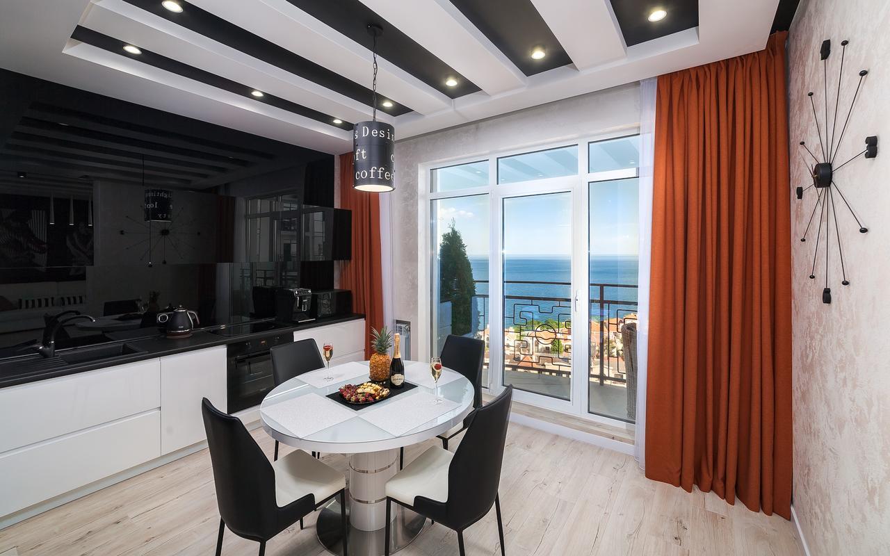 Vip Apartments In Arcadia With Sea View. Odessa Esterno foto
